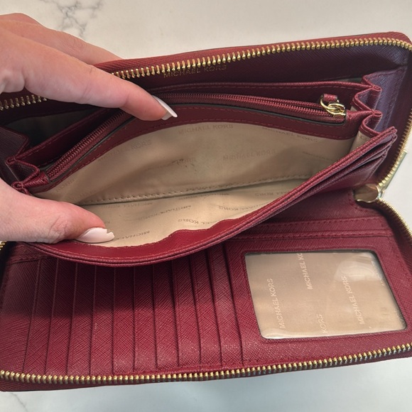 Merlot Red Michael Kors Wallet - Picture 5 of 6
